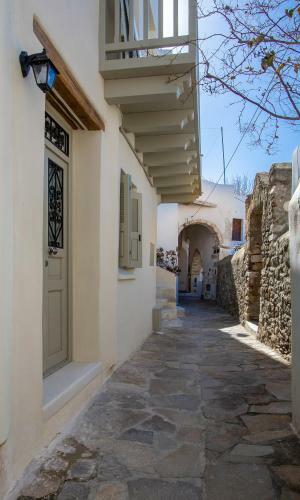Ariadne's Kastro Boutique Apartment