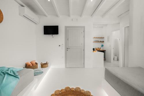 Lodge Xerolithos Natural Living