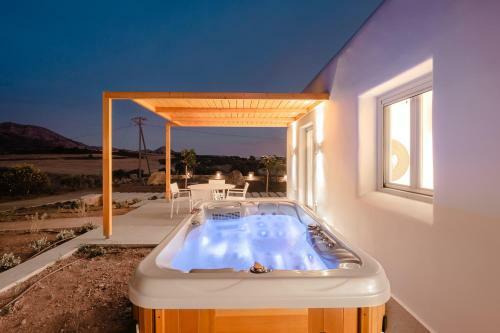 Lodge Xerolithos Natural Living