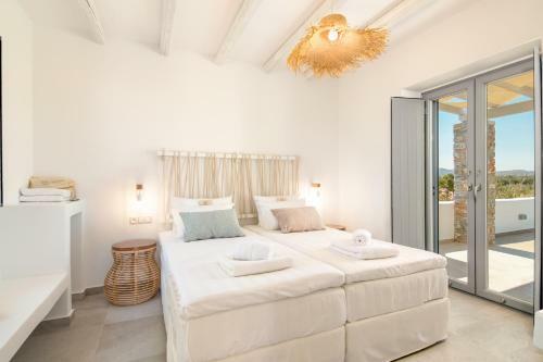 Isalos Villas With Private Pool