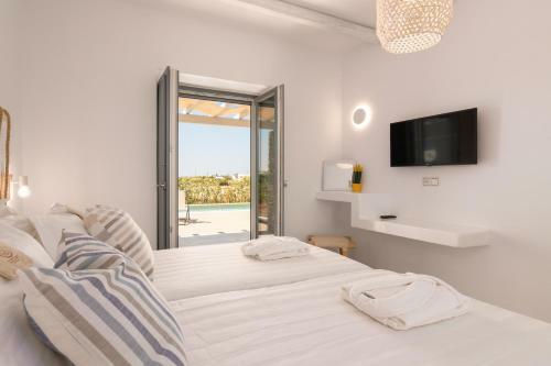 Isalos Villas Naxos