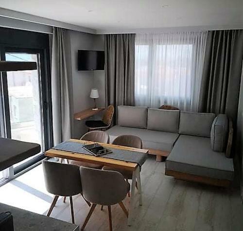 Apartamento Kali Thea Suites