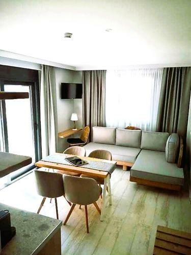 Apartamento Kali Thea Suites