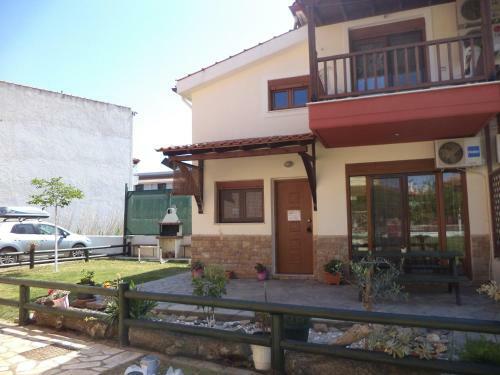Villa Maisonette In Paradisos