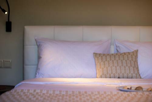 Olenia Luxury Apartments 3