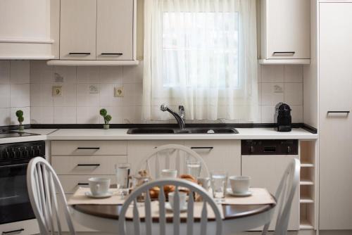Olenia Luxury Apartments 4