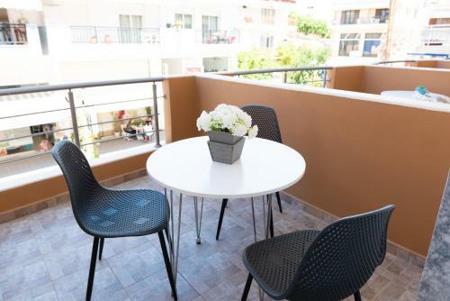 Evdokia's Apartments And Rooms