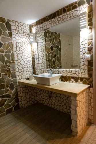 Evdokia's Apartments And Rooms