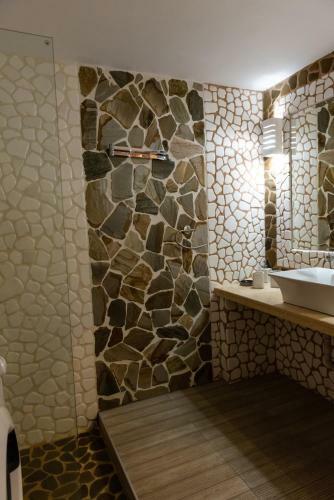 Evdokia's Apartments And Rooms