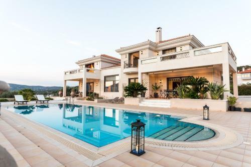 Villa East Coast Mansion