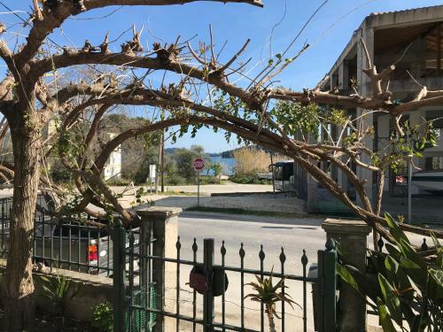 Hostal Nefeli?s Guest House