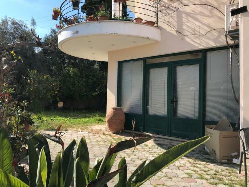 Hostal Nefeli?s Guest House