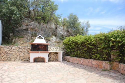 Villa Irida, Morfeas, Ariadni