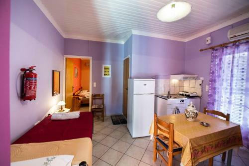 Efthalia Apartments & Studios