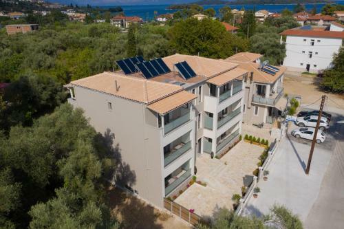 Apartamento Zisis Suites