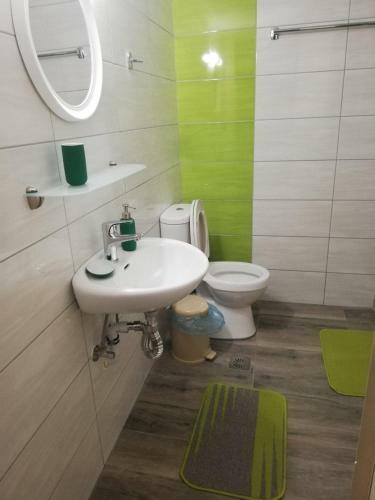 Green Apartment