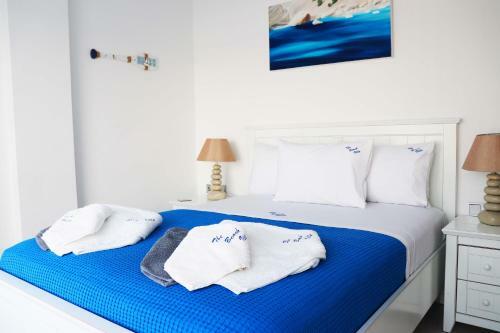 The Beach Villa, Perigiali - Luxury Beachfront