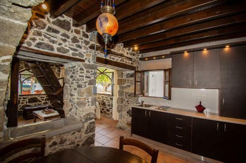 Apartamento Plousiadi?s Stone House
