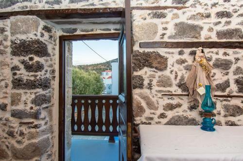 Apartamento Plousiadi?s Stone House