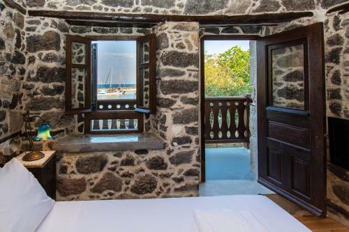 Apartamento Plousiadi?s Stone House