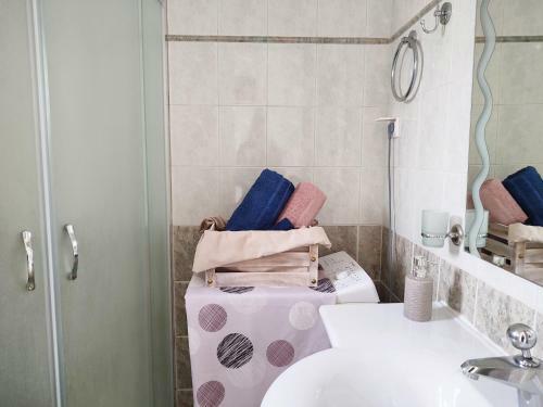 Hostal Modern 1br Apt , Garden , View & AC