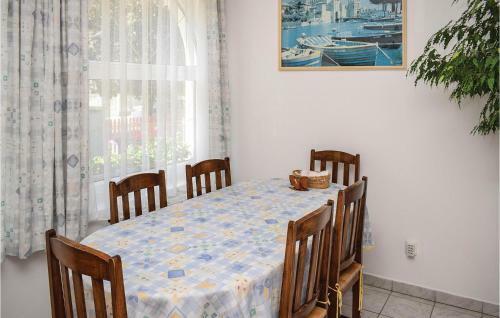 Holiday Home Pipacs Utca-balatonsz�rsz�