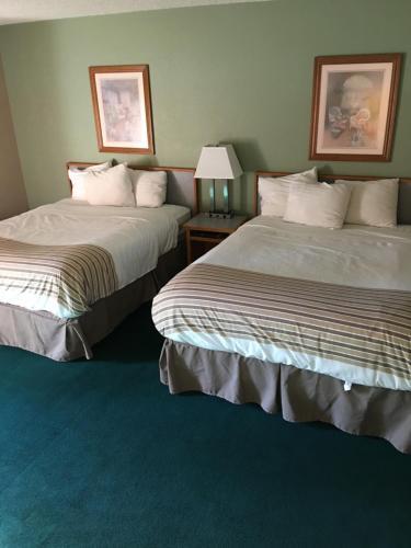 Motel Cedarwood Inn
