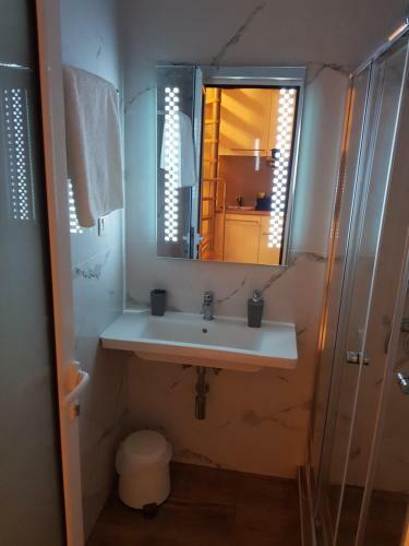 Sithonia Suites Luxury Apartments 4 Beds