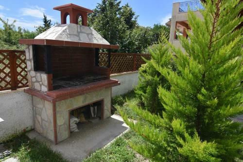 Our Little Paradise ! Nikiti !