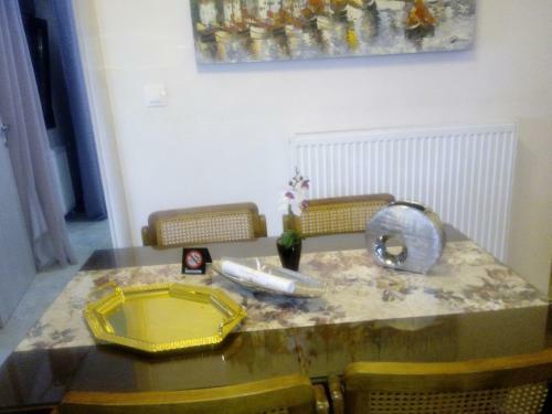 Sunday's Family House/apartment