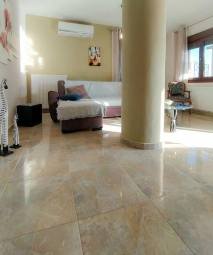 Sunday's Family House/apartment