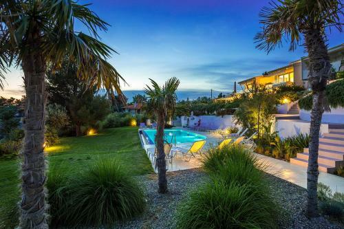 A&a Luxury Beach Villas - Aphrodite