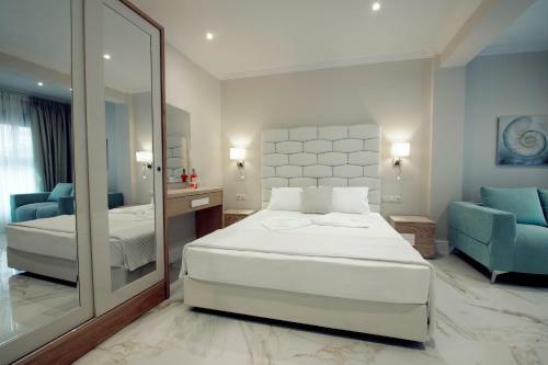 La Mer Apartments