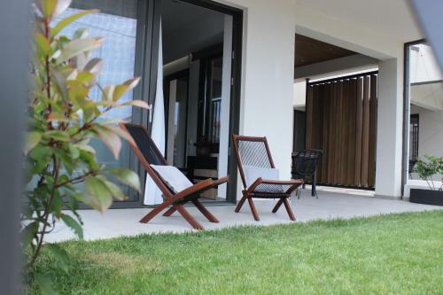 Aella Apartments