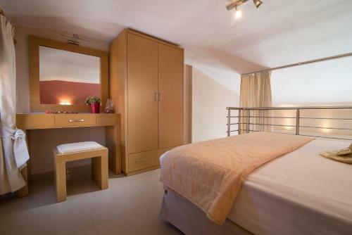 Filippos Apartments & Studios