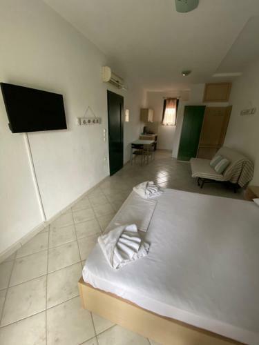 Alexandra Apartments