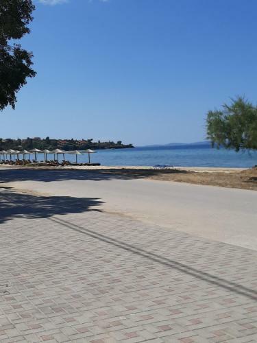 Tetis Seafront Maizonette