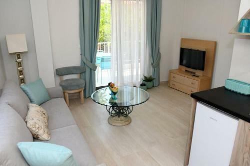 Hotel Theano Luxury Suites Nikiti