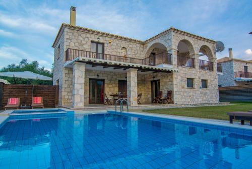 Evanthe Stone Villas
