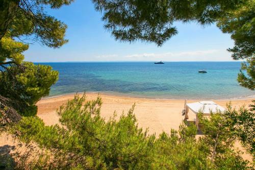 Apartamento Chalkidiki Beachfront Haven - Perfect Location