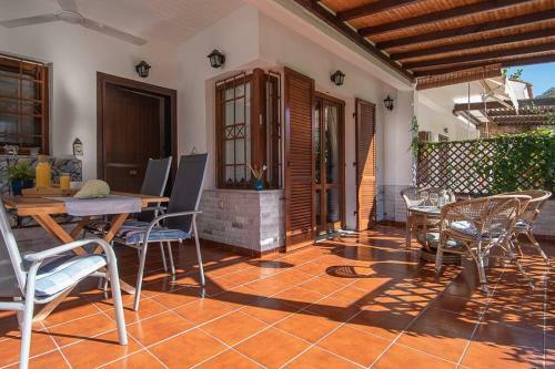 Onar Seafront Maisonette