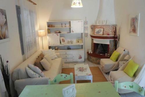 Holiday House, Near The Beach