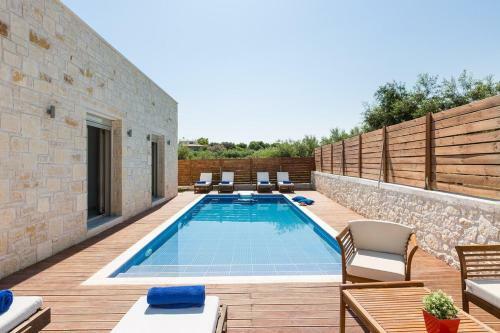Villa Vera - With Private Heated Pool & Jacuzzi