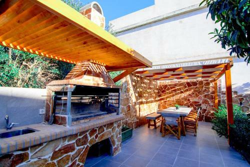 Bitsakis Family - Paleochora Luxury Villa