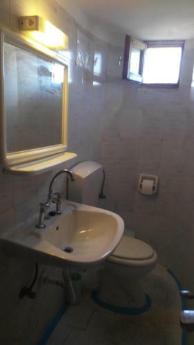 Hostal Spamandos Rooms