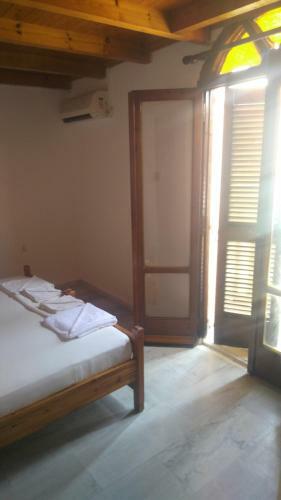 Hostal Spamandos Rooms