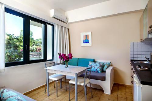 Lefka Apartments