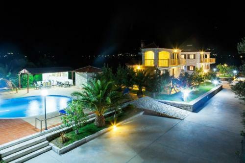 Glyfada Villas