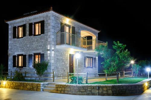 Glyfada Villas ||