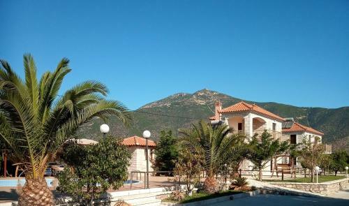 Glyfada Villas ||